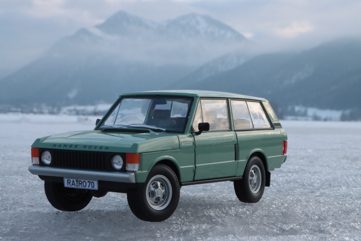 RangeRover7002.jpg