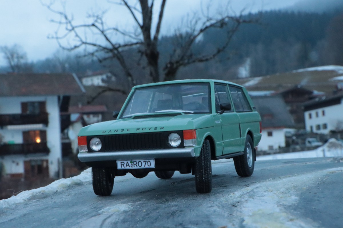 RangeRover7008.jpg