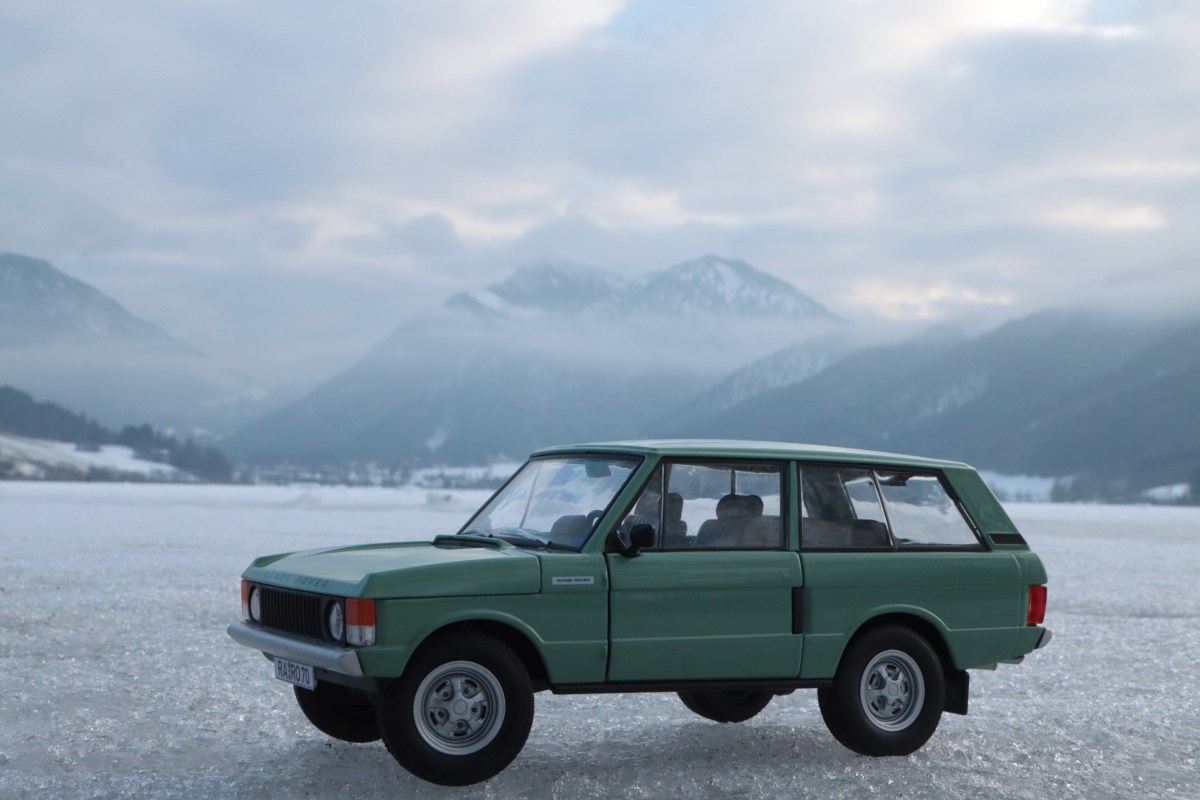 RangeRover7012.jpg